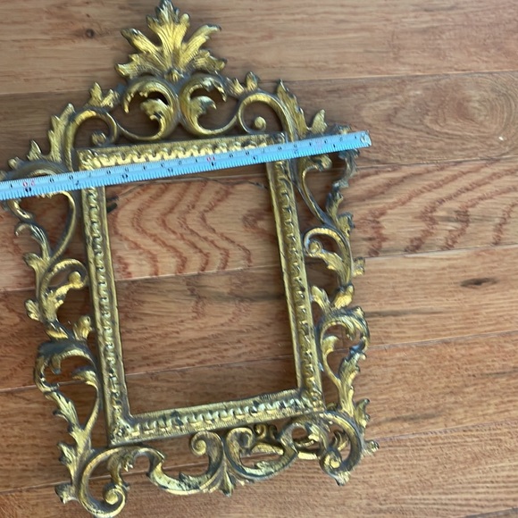 Ornate Frame - Picture 16 of 16